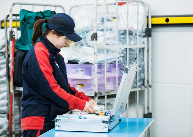 In-flight supplies business image